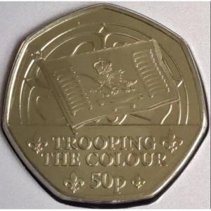 Реверс монеты Остров Мэн, 50 пенсов, 2024, Год инаугурации Короля Карла III - Праздник выноса знамени