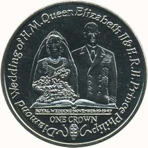 Реверс монеты Остров Мэн, 1 крона, 2007, 60 лет свадьбе Королевы Елизаветы II и Принца Филиппа /Свадебная фотография/