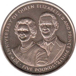 Реверс монеты Остров Мэн, 5 фунтов, 1997, 50 лет свадьбе Королевы Елизаветы II и Принца Филиппа