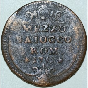 Реверс монеты Папская область, ½ байокко, 1740-1755