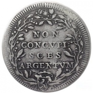 Реверс монеты Папская область, 1 джулио, 1709, Надпись: "NON CONCVPI SCES ARGENTVM" в венке на реверсе
