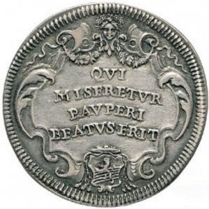 Реверс монеты Папская область, 1 тестоне, 1705-1709, Надпись: "QVI MISERETVR PAVPERIS BEATVS ERIT" в картуше на реверсе