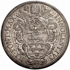 Аверс монеты Папская область, 1 пиастр, 1680-1681, Закругленный герб на аверсе
