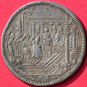Реверс монеты Папская область, 1 пиастр, 1704, Папа на аверсе