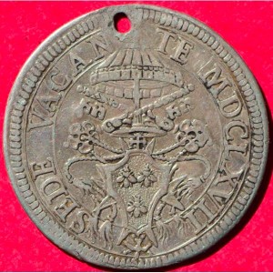 Аверс монеты Папская область, 1 джулио, 1667, Sede Vacante
