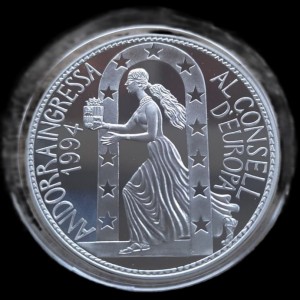 Реверс монеты Андорра, 10 динеров, 1995, Вступление в Совет Европы