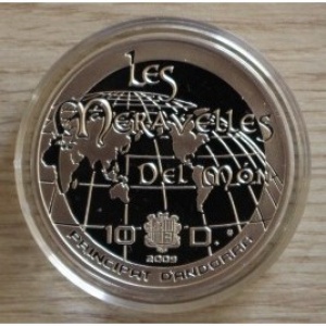 Аверс монеты Андорра, 10 динеров, 2009, Чудеса света - Колизей