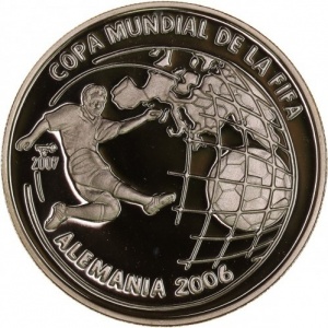 Реверс монеты Куба, 10 песо, 2007, Чемпионы мира по футболу - Германия 2006