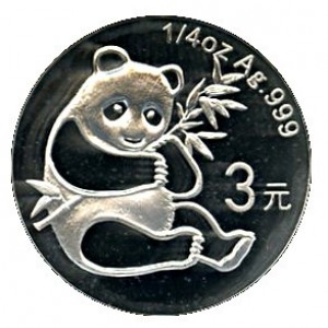 Реверс монеты Китай, 3 юаня, 2007, 25-я годовщина выпуска монет с изображением панды. Панда с бамбуковой веткой