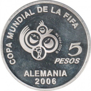 Реверс монеты Аргентина, 5 песо, 2005, ФИФА - XVIII Чемпионат мира по футболу в Германии 2006