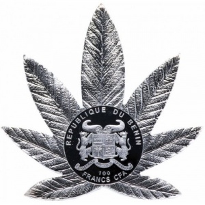 Аверс монеты Бенин, 100 франков, 2011, Конопля посевная (Cannabis sativa) /серебро/