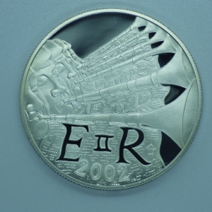 Реверс монеты Бермуды, 5 долларов, 2002, 50 лет правлению Королевы Елизаветы II