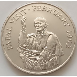 Реверс монеты Гамбия, 10 даласи, 1992, Визит Папы