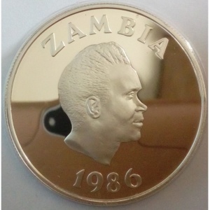 Аверс монеты Замбия, 10 квач, 1986, Всемирный фонд дикой природы