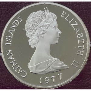 Аверс монеты Каймановы острова, 25 долларов, 1977, Королевы Англии - Анна