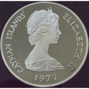Аверс монеты Каймановы острова, 50 долларов, 1975-1977, Королевы Англии