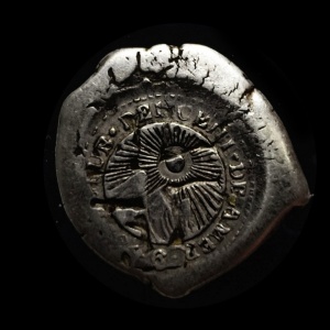 Аверс монеты Коста-Рика, 1 реал, 1846, Надчекан на кобе 1 реала (1607-1753)