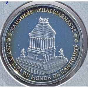 Реверс монеты Кот-д'Ивуар, 500 франков, 2008, Древние чудеса света - Мавзолей в Галикарнасе