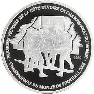 Реверс монеты Кот-д'Ивуар, 1000 франков, 2007, Чемпионат мира по футболу 2006 в Германии /Первая победа Кот-д'Ивуара/