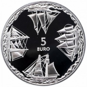 Реверс монеты Латвия, 5 евро, 2014, Мореходное училище в Айнажи