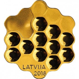 Аверс монеты Латвия, 5 евро, 2018, Пчелиные соты