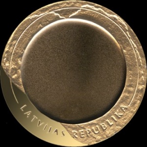 Аверс монеты Латвия, 1 лат, 2002, Монета удачи