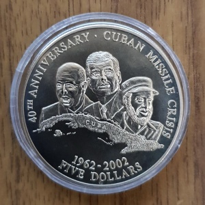 Реверс монеты Либерия, 5 долларов, 2001, 40 лет Карибскому кризису
