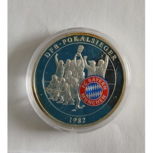 Реверс монеты Либерия, 1 доллар, 2002, Кубок DFB 1982