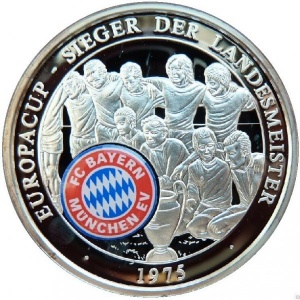 Реверс монеты Либерия, 1 доллар, 2002, Чемпион 1975 года