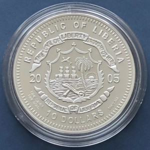 Аверс монеты Либерия, 10 долларов, 2005, Красная панда – Индия
