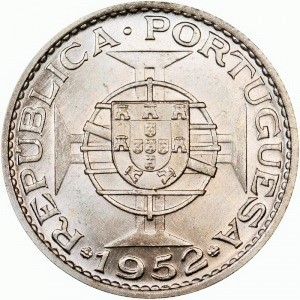Реверс монеты Гвинея-Бисау, 10 эскудо, 1952