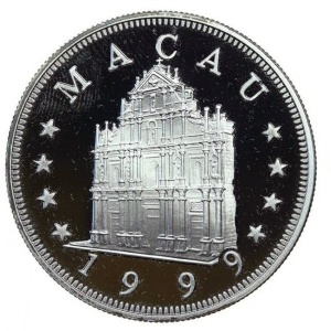 Аверс монеты Макао, 100 патак, 1999, Китайский гороскоп - год кролика