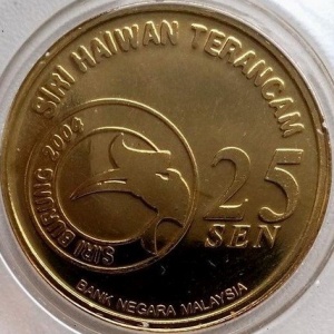 Аверс монеты Малайзия, 25 сенов, 2004, Вымирающие виды - Белобрюхий орлан