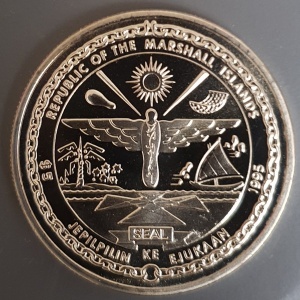 Аверс монеты Маршалловы Острова, 5 долларов, 1995, Джон Ф. Кеннеди - Поддержи любого друга