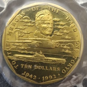 Реверс монеты Маршалловы Острова, 10 долларов, 1992, Героям налета на Токио