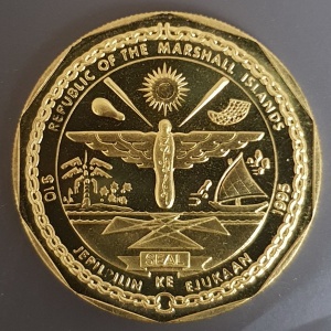 Аверс монеты Маршалловы Острова, 10 долларов, 1995, Джон Ф. Кеннеди - Поддержи любого друга