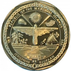 Аверс монеты Маршалловы Острова, 10 долларов, 1996, Джеймс Дин