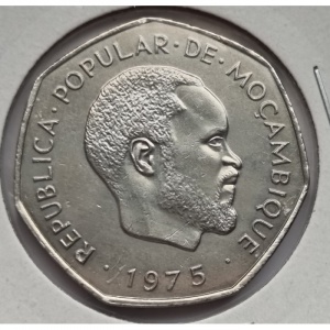Аверс монеты Мозамбик, 2½ метикала, 1975