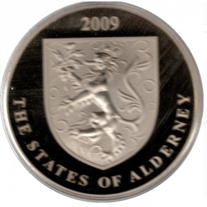 Аверс монеты Олдерни, 5 фунтов, 2009, История королевского флота - Джон Вудворд