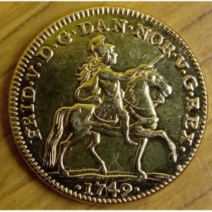 Аверс монеты Дания, 1 дукат, 1749