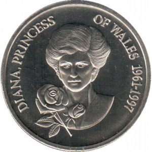 Реверс монеты Тёркс и Кайкос, 5 крон, 1998, 1 год со дня смерти Принцессы Дианы /роза/