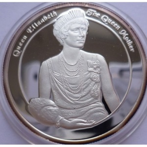 Реверс монеты Тёркс и Кайкос, 5 крон, 2001, Королева Елизавета, королева‑мать